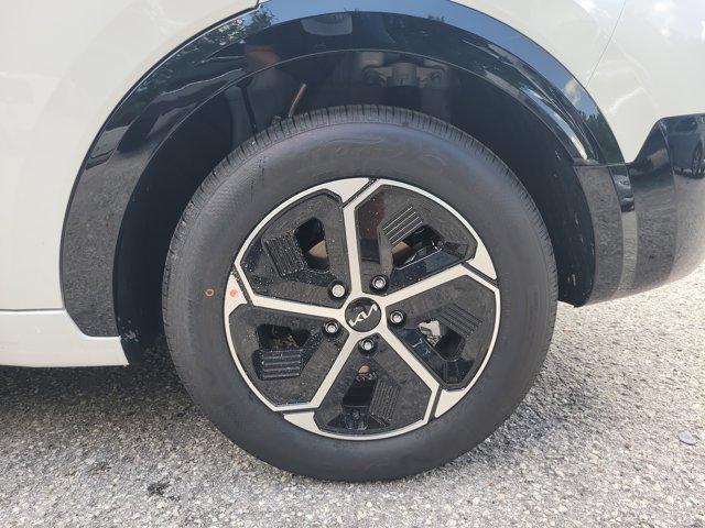 new 2025 Kia Niro car, priced at $32,036