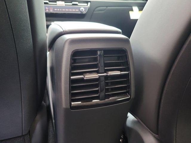 new 2025 Kia Niro car, priced at $32,036