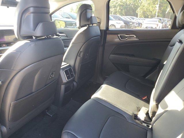new 2025 Kia Sportage car, priced at $29,118