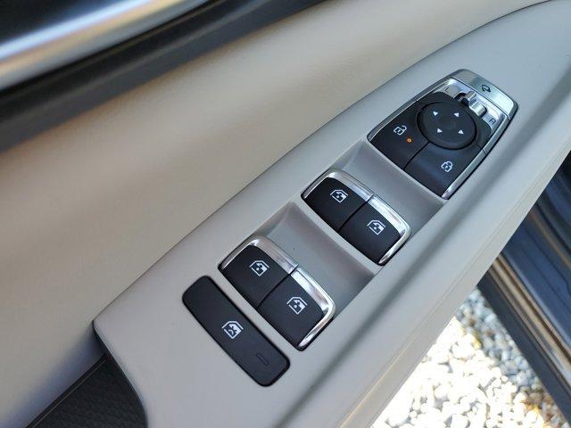 new 2025 Kia Carnival car, priced at $38,467