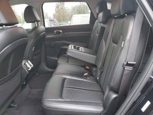 used 2024 Kia Sorento car, priced at $35,951