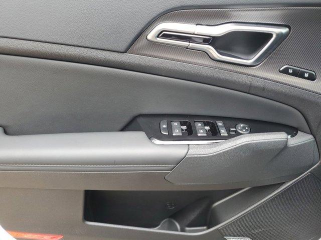 new 2025 Kia Sportage car, priced at $32,592