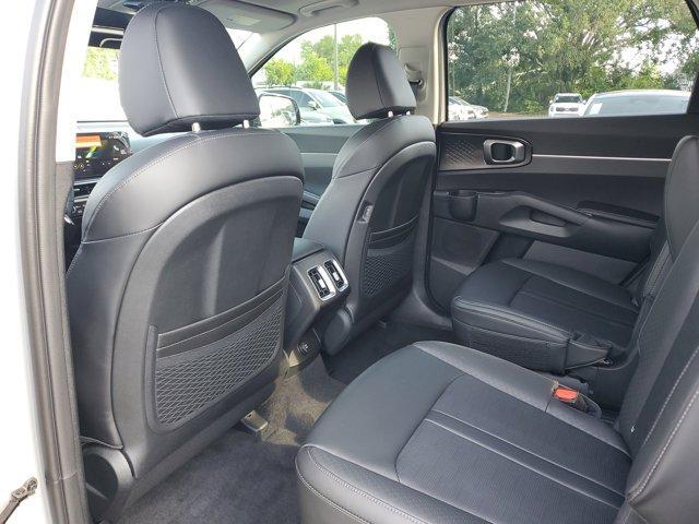 new 2025 Kia Sorento car, priced at $36,127