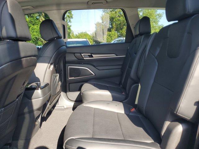 new 2025 Kia Telluride car, priced at $38,605