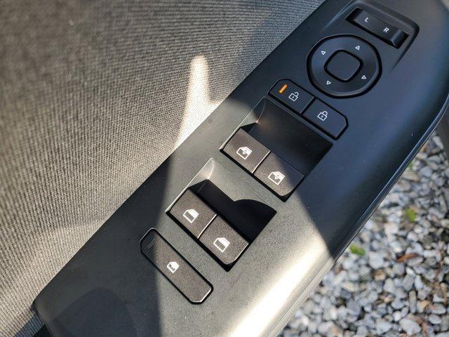 new 2025 Kia K4 car, priced at $22,328