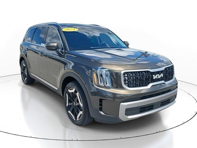 used 2024 Kia Telluride car, priced at $39,452