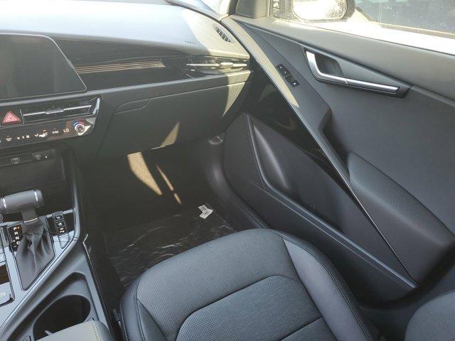 new 2025 Kia Niro car, priced at $31,645