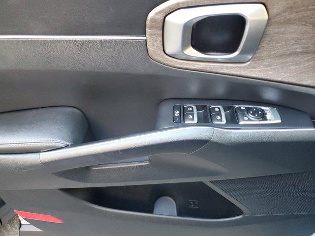 used 2022 Kia Sorento car, priced at $23,983