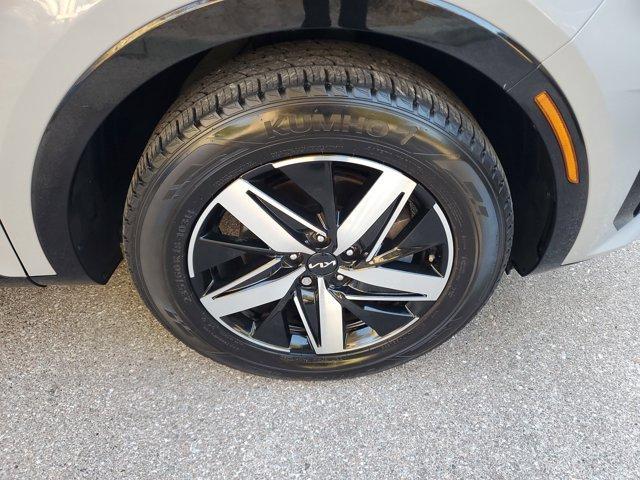 used 2022 Kia Sorento car, priced at $23,983