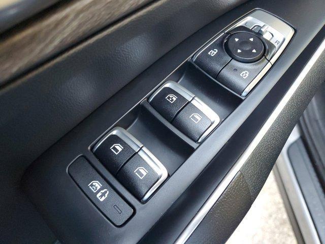used 2022 Kia Sorento car, priced at $23,983