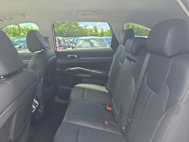 new 2025 Kia Sorento car, priced at $31,775
