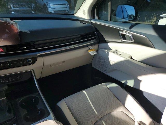 new 2026 Kia Carnival car, priced at $46,255