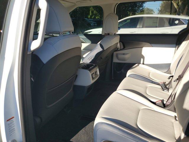 new 2026 Kia Carnival car, priced at $46,255