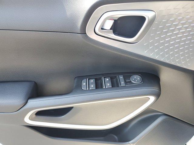 new 2025 Kia Soul car, priced at $23,093