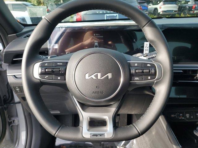 new 2025 Kia K5 car, priced at $31,276