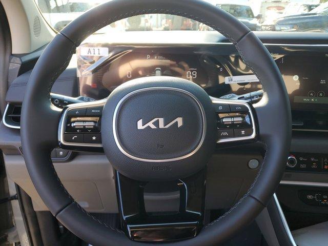 new 2025 Kia Carnival car, priced at $40,745