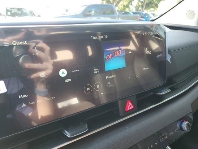 new 2025 Kia Carnival car, priced at $40,745