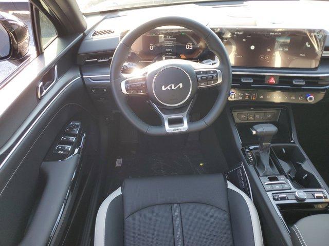 new 2025 Kia K5 car, priced at $27,454