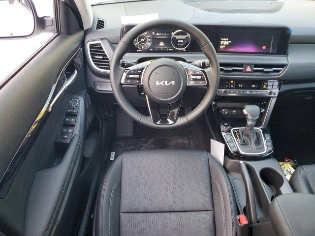 new 2025 Kia Seltos car, priced at $26,101