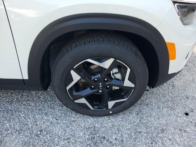 new 2025 Kia Seltos car, priced at $26,101