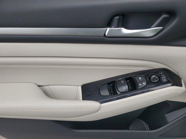 used 2022 Nissan Altima car, priced at $20,487