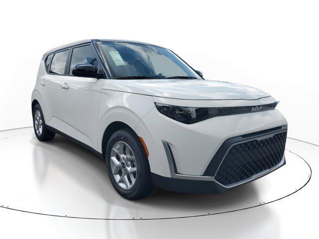 new 2025 Kia Soul car, priced at $22,427