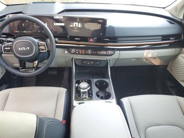 new 2026 Kia Carnival Hybrid car, priced at $52,210