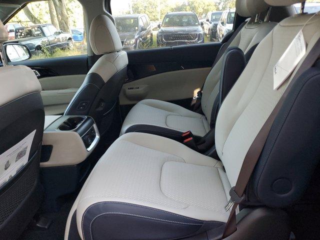 new 2026 Kia Carnival Hybrid car, priced at $52,210