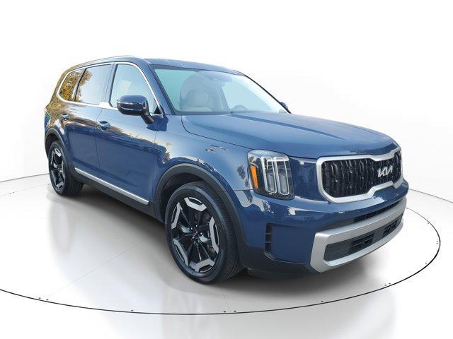 used 2023 Kia Telluride car, priced at $33,496