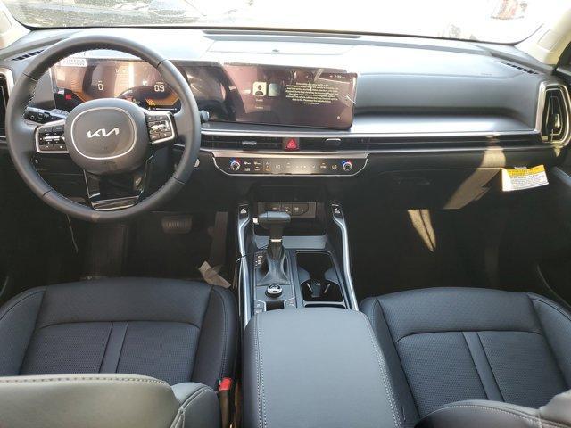 new 2025 Kia Sorento car, priced at $35,755