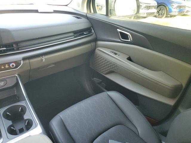 new 2025 Kia Carnival Hybrid car, priced at $42,850