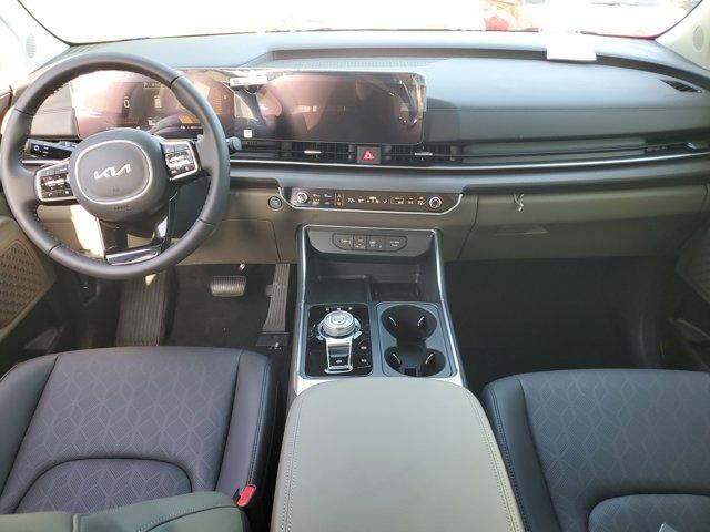 new 2025 Kia Carnival Hybrid car, priced at $42,850