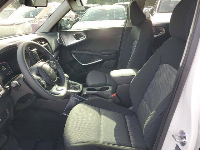 new 2025 Kia Soul car, priced at $20,582