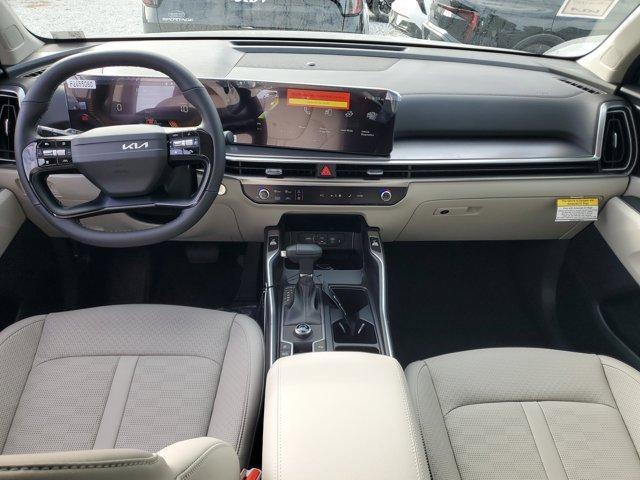 new 2026 Kia Sorento car, priced at $32,902