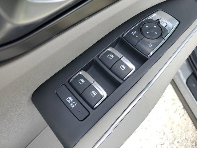 new 2026 Kia Sorento car, priced at $32,902