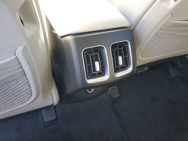 new 2026 Kia Sorento car, priced at $32,902