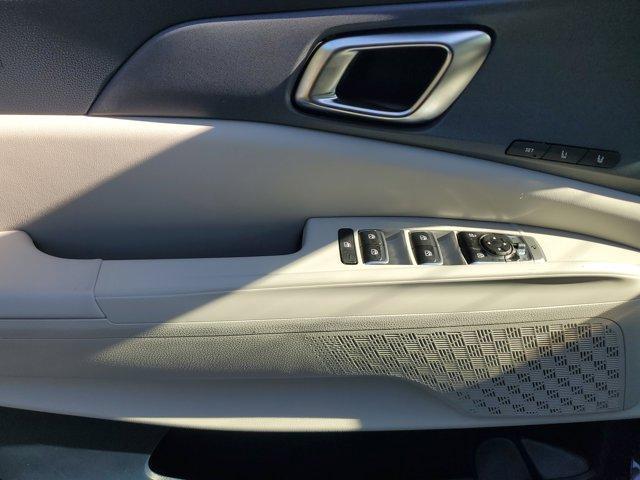 new 2025 Kia Carnival car, priced at $38,781