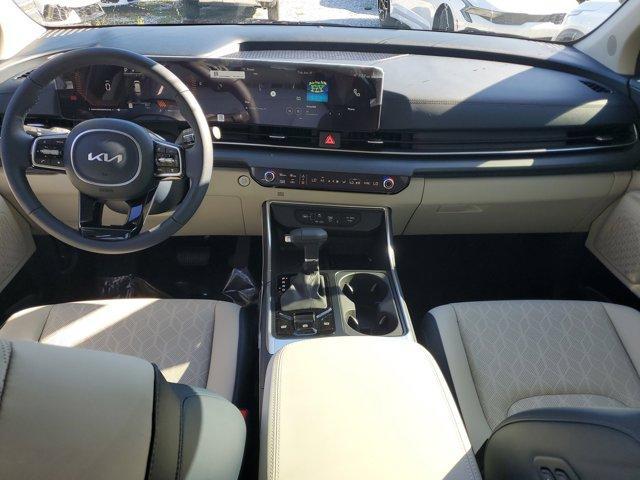 new 2025 Kia Carnival car, priced at $38,781