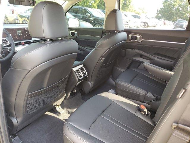 new 2025 Kia Sorento car, priced at $38,028