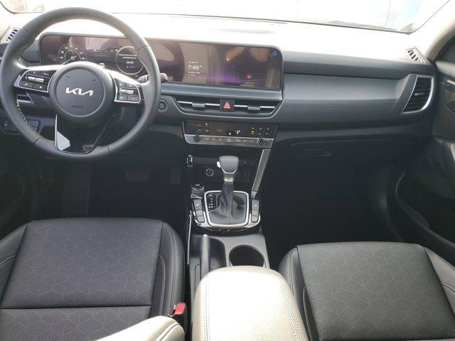 new 2025 Kia Seltos car, priced at $25,825