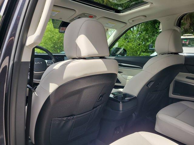 new 2025 Kia Telluride car, priced at $39,198