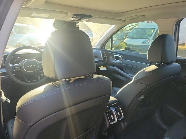 new 2025 Kia Sorento car, priced at $37,571