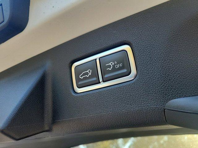 new 2025 Kia Sorento car, priced at $37,571