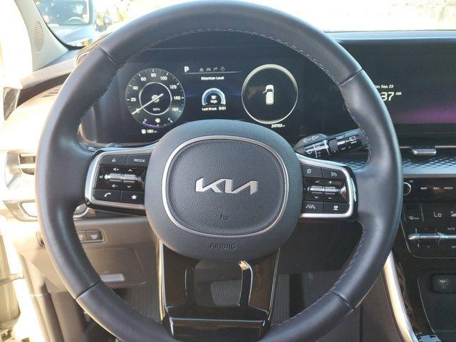 used 2023 Kia Carnival car, priced at $41,544