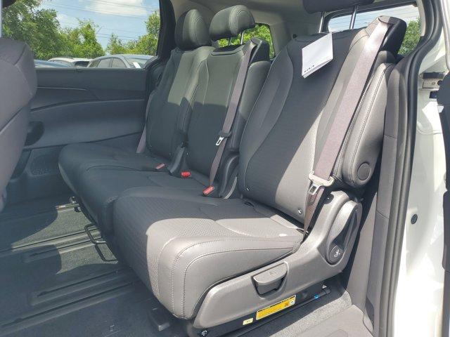 new 2025 Kia Carnival Hybrid car, priced at $53,295
