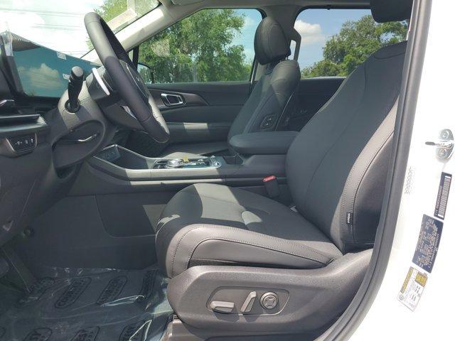 new 2025 Kia Carnival Hybrid car, priced at $53,295