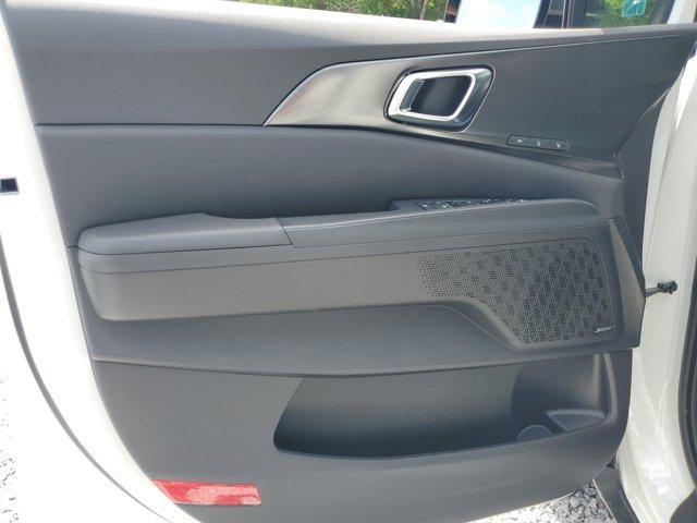 new 2025 Kia Carnival Hybrid car, priced at $53,295