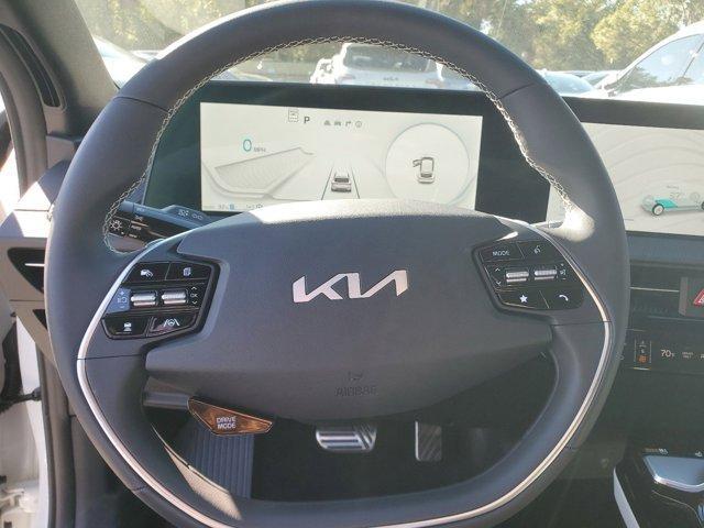 new 2024 Kia EV6 car, priced at $36,557