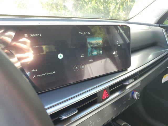 new 2025 Kia Sorento car, priced at $32,287