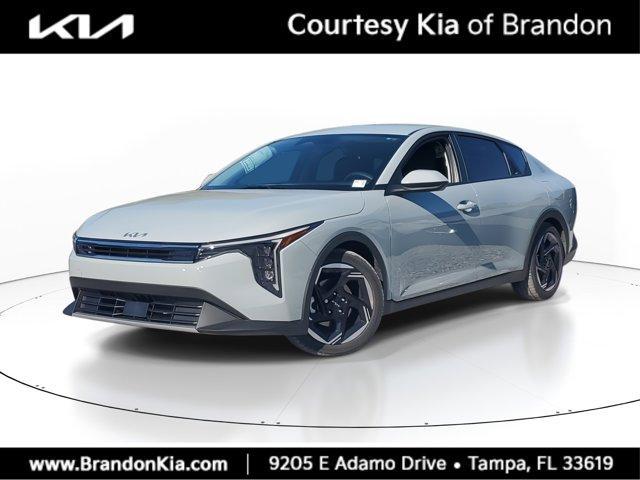 new 2025 Kia K4 car, priced at $22,058